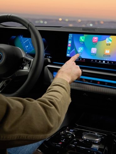 Apple CarPlay